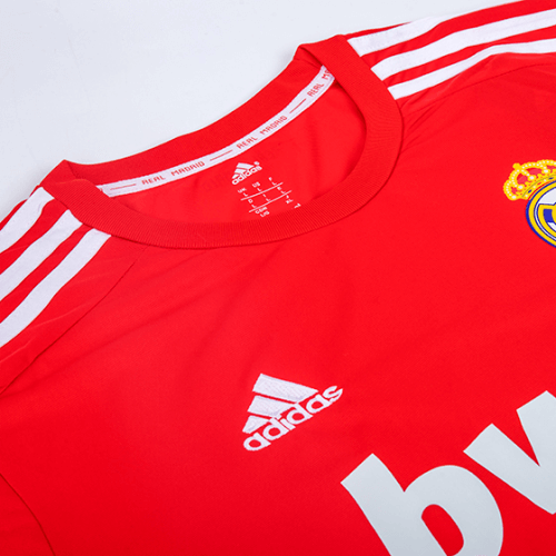Camiseta Retro equipación Real Madrid temporada 2011-2012