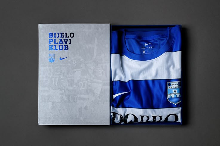 Camisetas retro, el mejor regalo para esa persona especial.